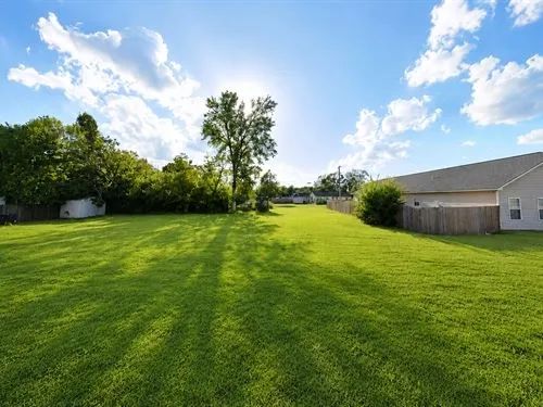 0.1 Acres for Sale in Clarksdale, Mississippi in Coahoma County, MS