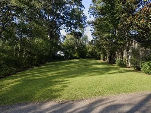 Decorative background for 0.10 Acres for Sale in Jackson, Mississippi image 10