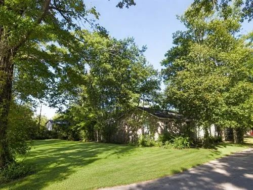 Decorative background for 0.10 Acres for Sale in Jackson, Mississippi image 23