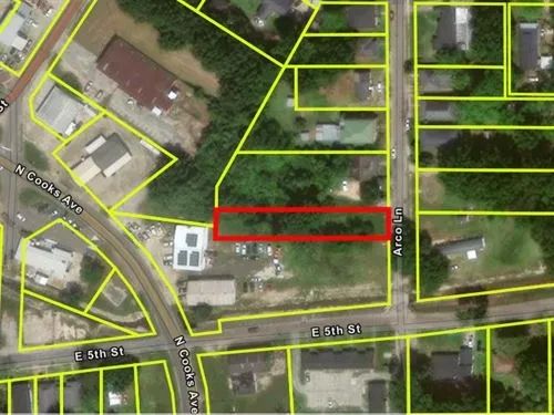 0.35 Acres for Sale in Laurel, Mississippi - Image 4