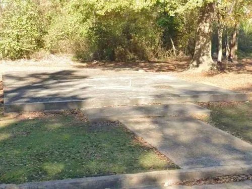 Decorative background for 0.1 Acres for Sale in Jackson, Mississippi image 13