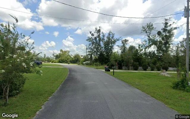 Decorative background for 0.55 Acres in Panama City - Bay County, FL image 5