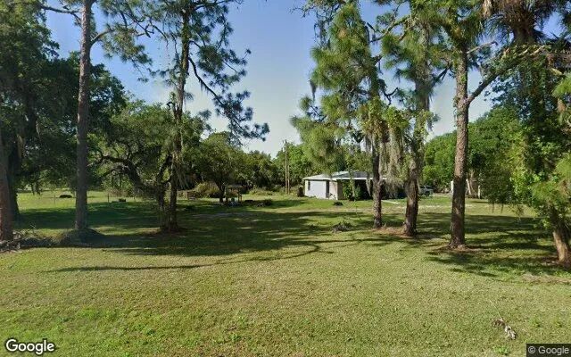 0.17 Acres in Moore Haven - Glades County, FL - Image 4