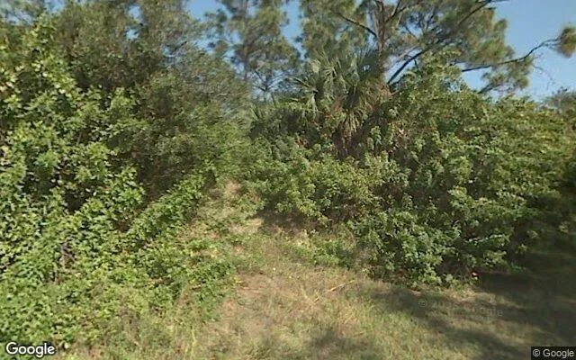 Decorative background for 0.55 Acres in Vero Beach - Indian River County, FL image 5