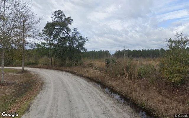 Decorative background for 0.64 Acres in Bryceville - Nassau County, FL image 6
