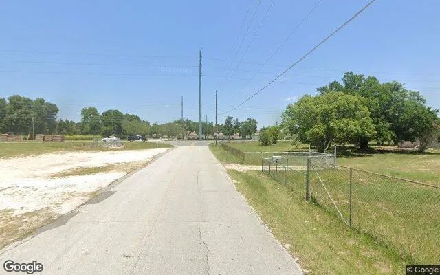 Decorative background for 0.17 Acres in Grand Island - Lake County, FL image 6