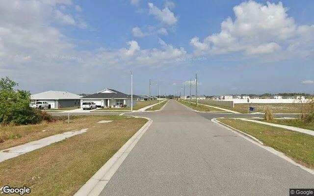 Decorative background for 0.18 Acres in Ruskin - Hillsborough County, FL image 5