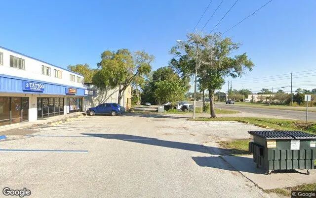 Decorative background for 0.2 Acres in Largo - Pinellas County, FL image 6
