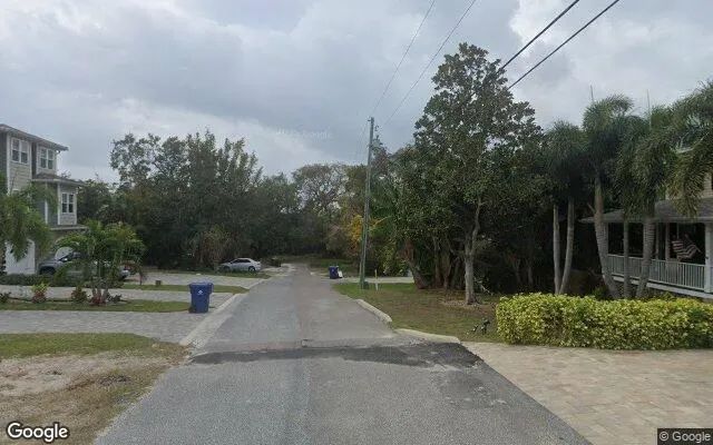 Decorative background for 0.13 Acres in Palm Harbor - Pinellas County, FL image 6