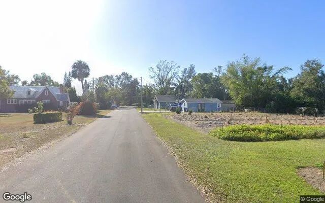 Decorative background for 0.32 Acres in Lake Hamilton - Polk County, FL image 5