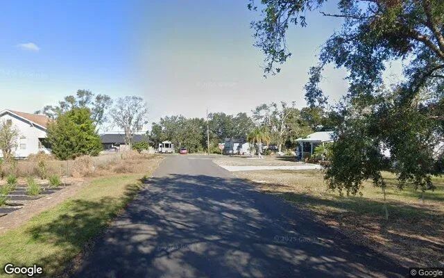 Decorative background for 0.32 Acres in Lake Hamilton - Polk County, FL image 6