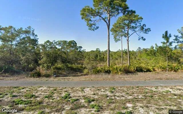 0.56 Acres in Eastpoint - Franklin County, FL - Image 4
