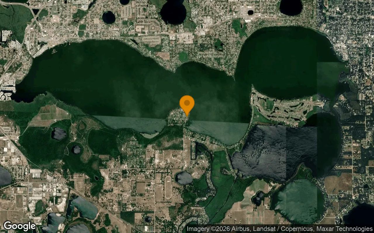 0.55 Acres in Tavares - Lake County, FL in Lake County, FL