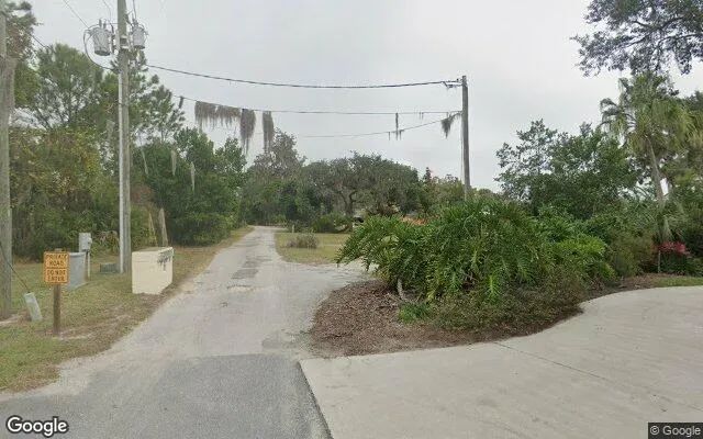 0.55 Acres in Tavares - Lake County, FL in Lake County, FL