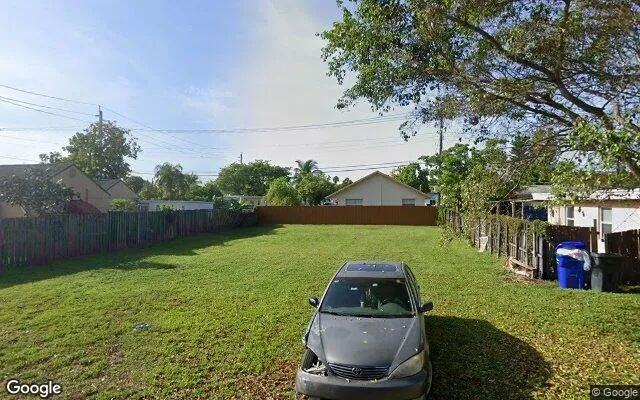 0.14 Acres in Hollywood - Broward County, FL in Broward County, FL