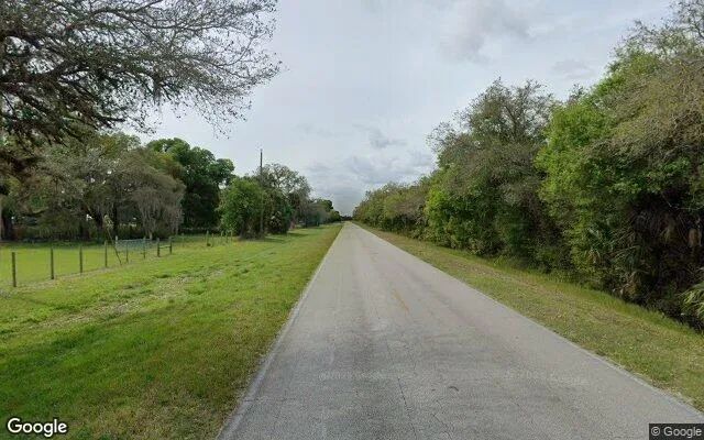 Decorative background for 1.49 Acres in Okeechobee - Okeechobee County, FL image 6