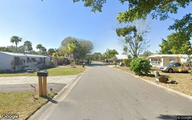 Decorative background for 1 Acres in Merritt Island - Brevard County, FL image 5