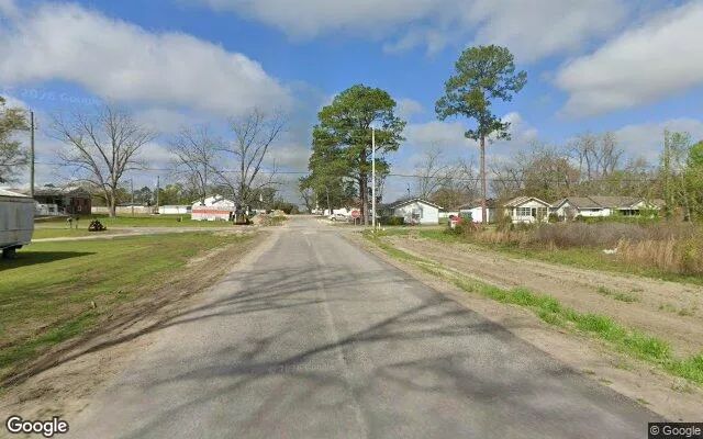 Decorative background for 0.83 Acres in Malone - Jackson County, FL image 5