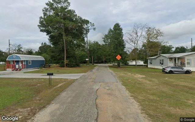 Decorative background for 0.34 Acres in Wausau - Washington County, FL image 5