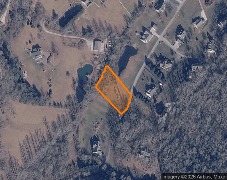 0.97 Acres in Franklin - Macon County, NC in Macon County, NC