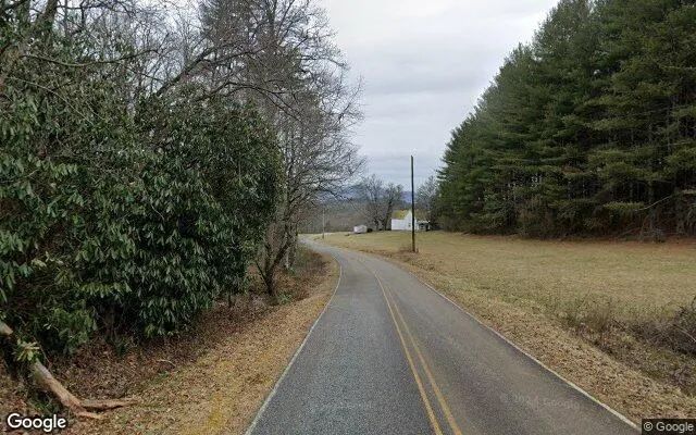Decorative background for 0.97 Acres in Franklin - Macon County, NC image 6