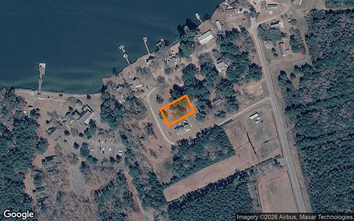 0.4 Acres in Columbia - Tyrrell County, NC - Main image
