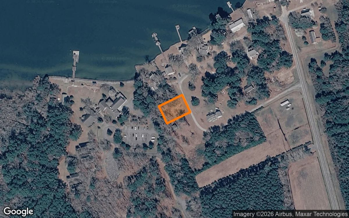 0.38 Acres in Columbia - Tyrrell County, NC - Main image