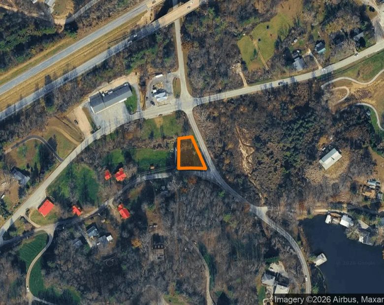 0.25 Acres in Zirconia - Henderson County, NC in Henderson County, NC