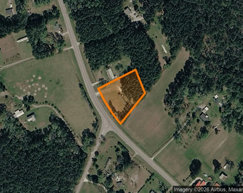 1.36 Acres in Burgaw - Pender County, NC in Pender County, NC