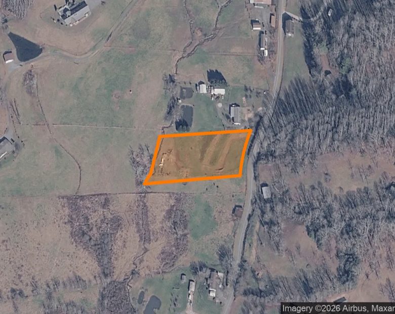 1.56 Acres in Robbinsville - Graham County, NC in Graham County, NC