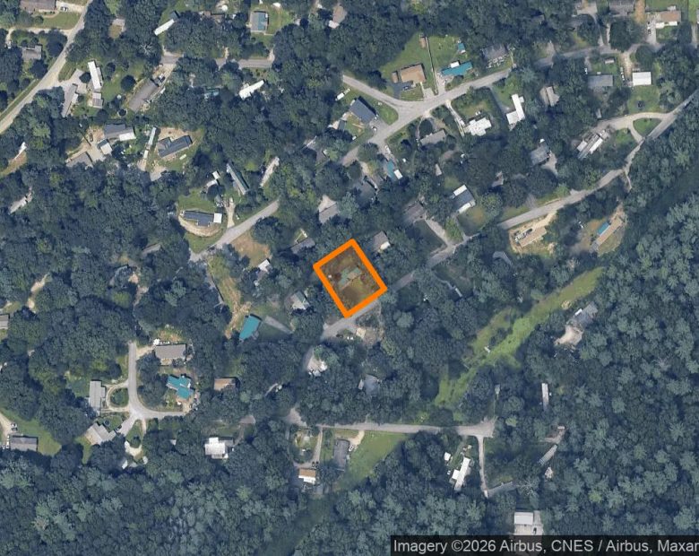 0.32 Acres in Hendersonville - Henderson County, NC in Henderson County, NC