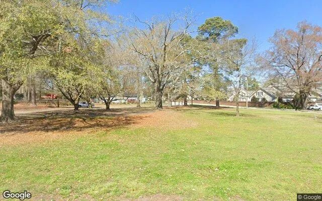 0.98 Acres in Fayetteville - Cumberland County, NC in Cumberland County, NC