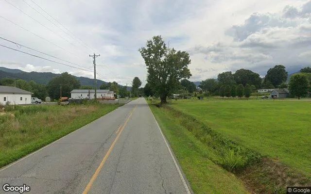 Decorative background for 1.49 Acres in Waynesville - Haywood County, NC image 5