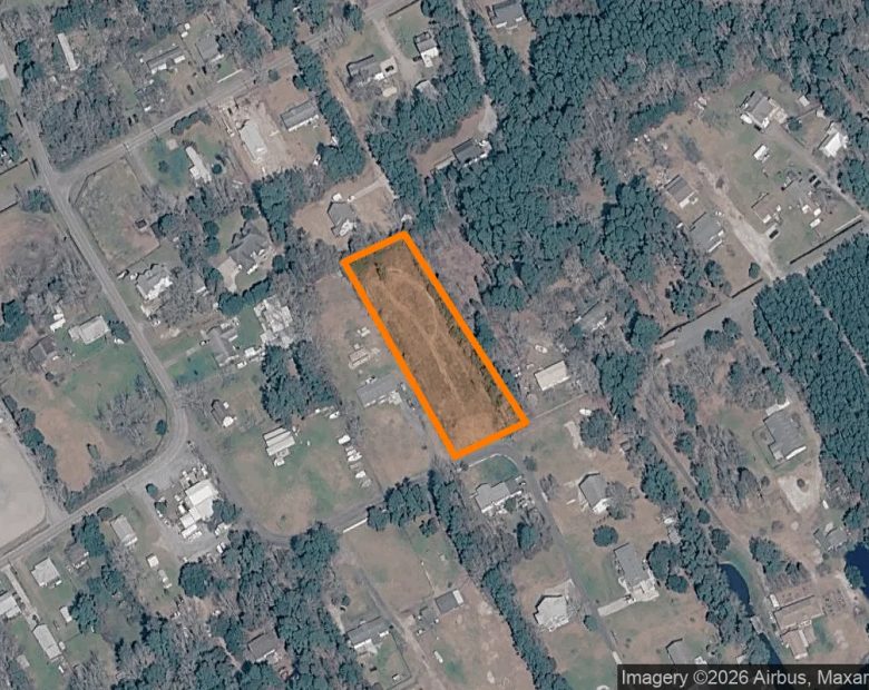 1.25 Acres in Wanchese - Dare County, NC in Dare County, NC