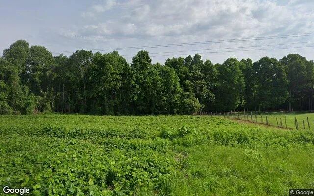 1.22 Acres in Yadkin - Yadkin County, NC - Image 4