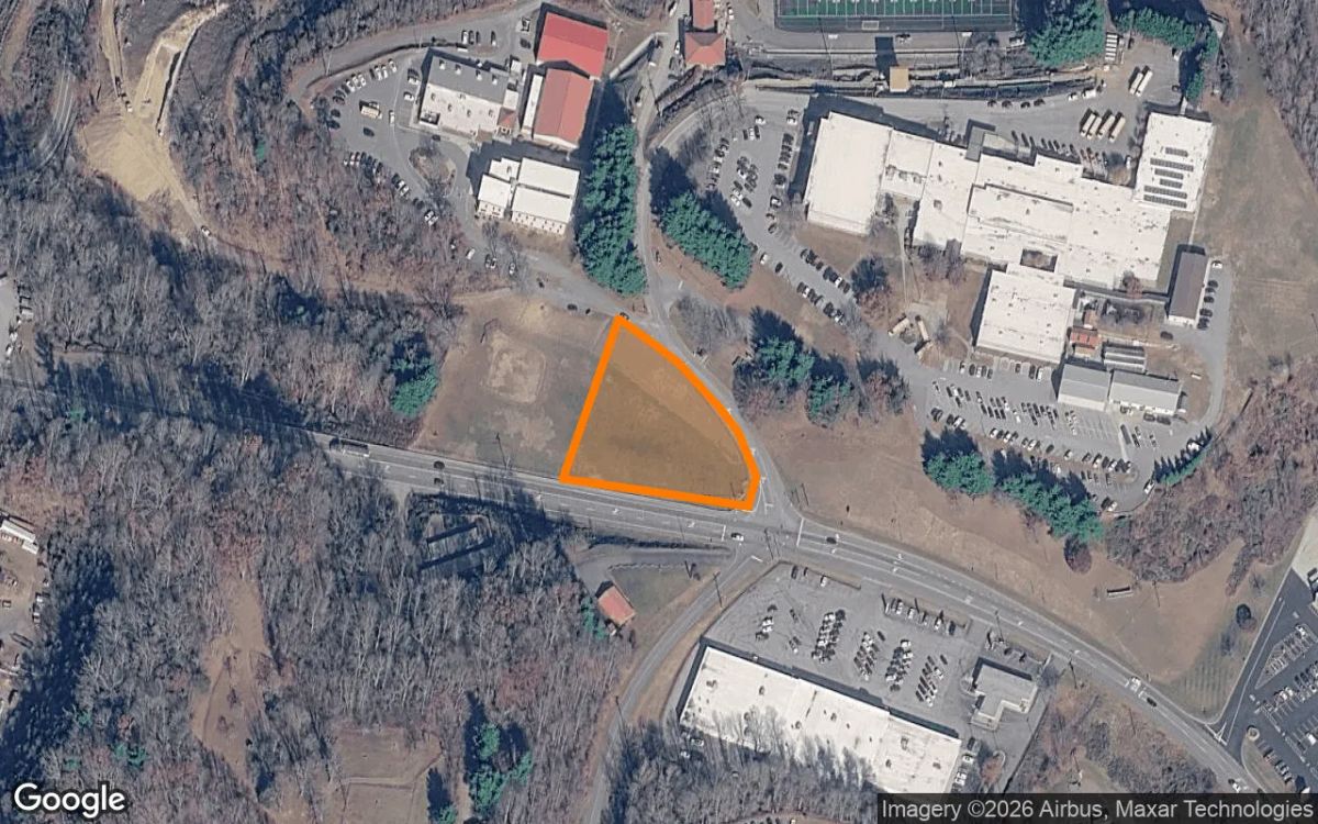 1.13 Acres in Marshall - Madison County, NC - Main image