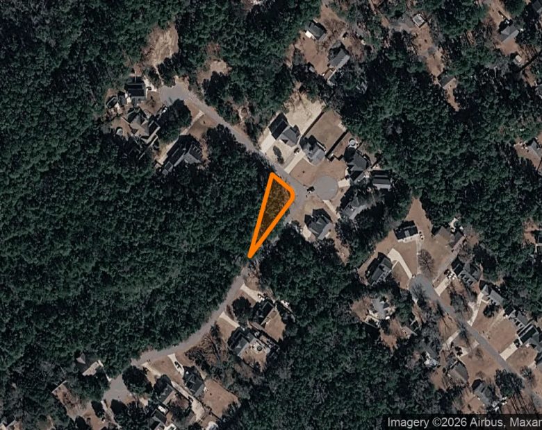 0.5 Acres in Manteo - Dare County, NC in Dare County, NC
