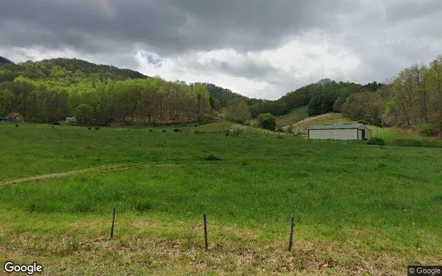 3.56 Acres in Burnsville - Yancey County, NC in Yancey County, NC