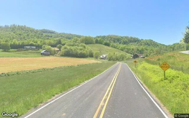 Decorative background for 1.51 Acres in Waynesville - Haywood County, NC image 6