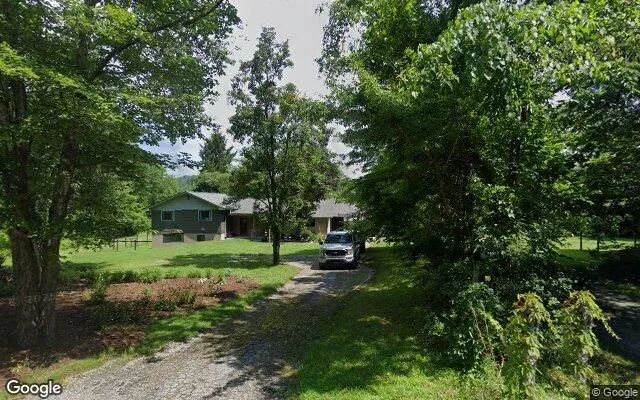 0.25 Acres in Brevard - Transylvania County, NC in Transylvania County, NC