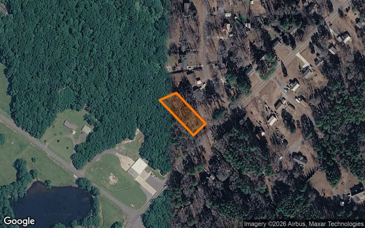 0.55 Acres in Sanford - Lee County, NC - Main image