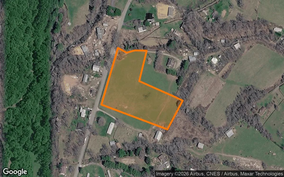 3.86 Acres in Bakersville - Mitchell County, NC - Main image