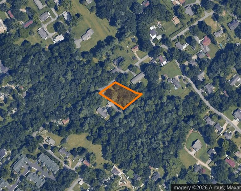 0.55 Acres in Hendersonville - Henderson County, NC in Henderson County, NC
