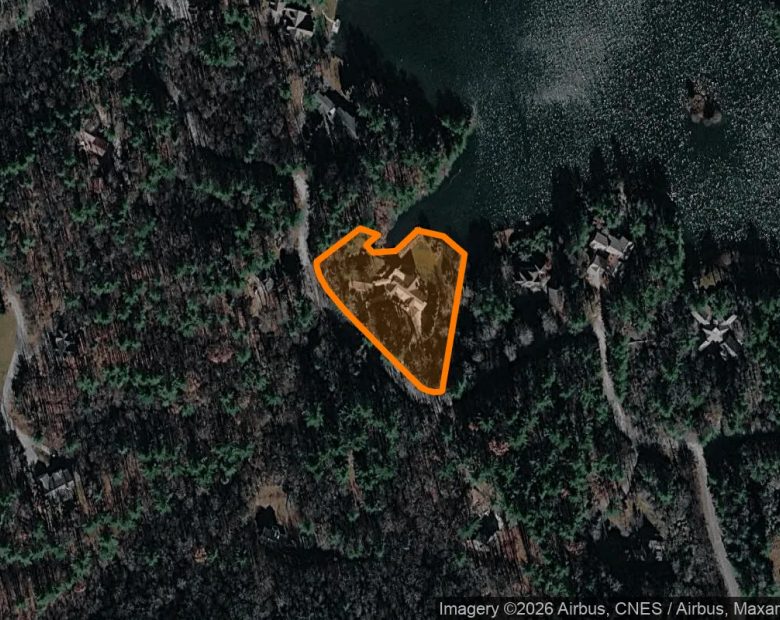 0.99 Acres in Brevard - Transylvania County, NC in Transylvania County, NC