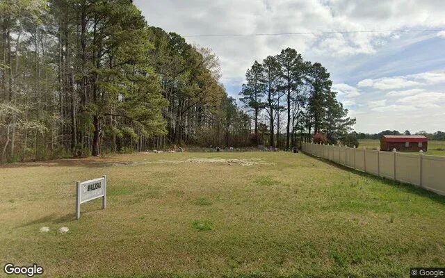 0.56 Acres in Columbia - Tyrrell County, NC in Tyrrell County, NC