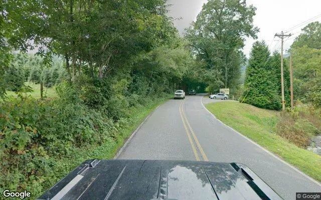 Decorative background for 4.19 Acres in Waynesville - Haywood County, NC image 6