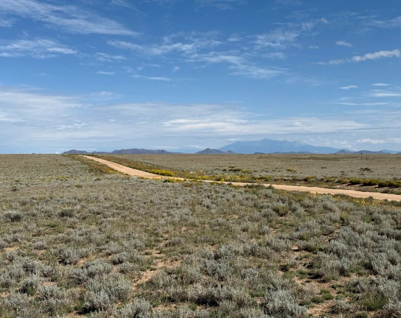 5 acre Corner Lot by the Rio Grande in Costilla County, CO