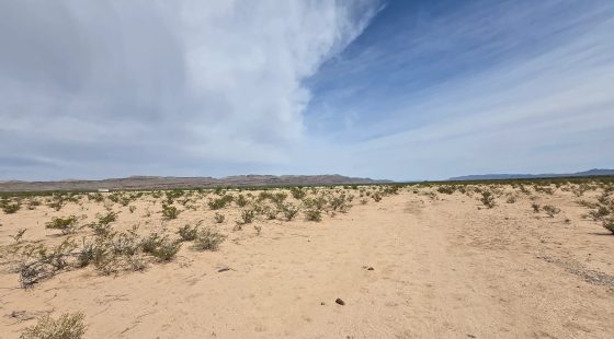10 Acres with no zoning—Town Close, Neighbors Far in Culberson County, TX