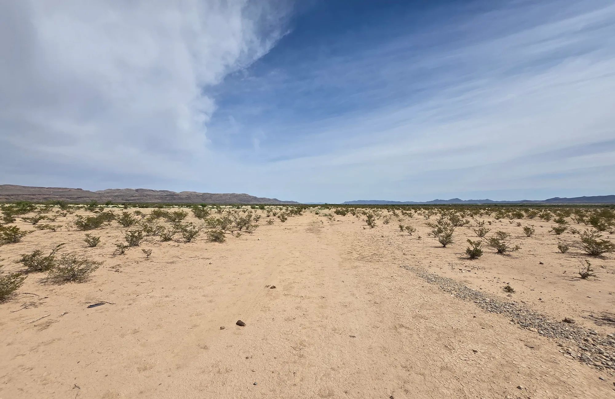 10 Acres with no zoning—Town Close, Neighbors Far in Culberson County, TX