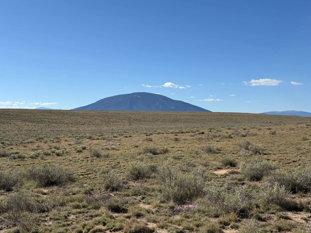 Decorative background for Your Colorado Basecamp: 5 Acres Beneath the Sangre de Cristos image 14